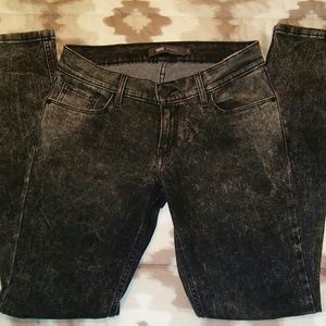 LEVIS 524 SKINNY JEANS